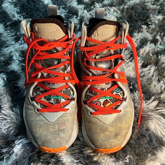 Lebron XIX - Nike Fast Food Sneakers GUC Size 4.5Y or women’s 6-6.5 - Picture 2 of 10